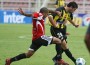 El país futbolero espera el choque entre los grandes rivales del balompié nacional