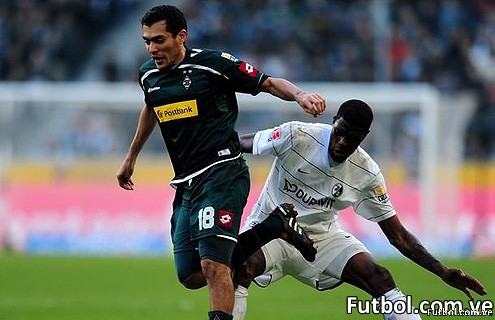 arangogladbachFCV Arango regresó a las canchas