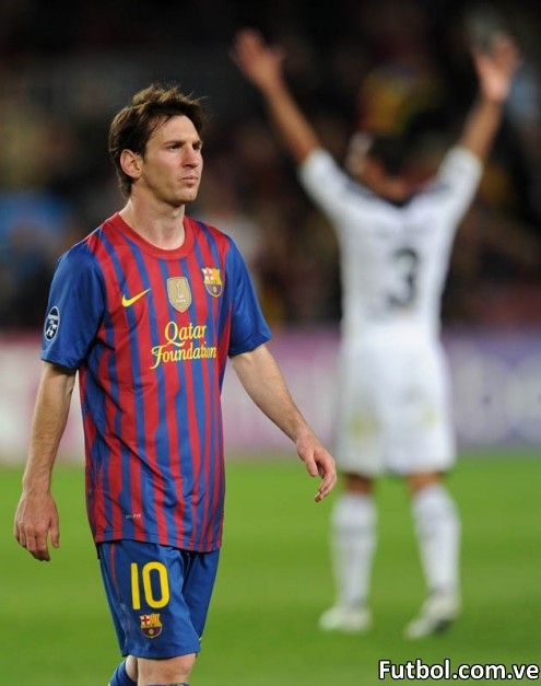 Messi con cara de frustración luego de quedar eliminados frente al Chelsea en el Camp Nou. Foto: AFP PHOTO / LLUIS GENE Messi con cara de frustración luego de quedar eliminados frente al Chelsea en el Camp Nou. Foto: AFP PHOTO / LLUIS GENE